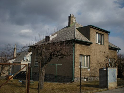 16-rekonstrukce-iko-cambridge-bridlicove-seda-001.jpg