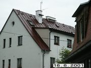 Očištění a nátěr střechy, oprava komínů
