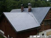 Očištění a nátěr střechy barva antracitová