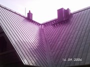 Rekonstrukce střechy, montáž střešních lávek systém Lindab