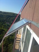 04-montaz-strisky-nad-balkon-8-patrovy-panelovy-dum-005.jpg