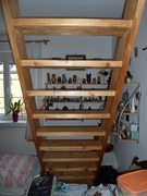 Protipožární nátěr dřevěného schodiště