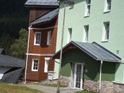 Nátěr dřevěné fasády, podhledů, štítů
