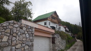 Nátěr střechy z pozinkových šablon
