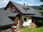 Očištění střechy, dvojitý nátěr střechy, pension v Krkonoších