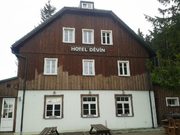 Nátěr dřevěné fasády, podhledů, štítů