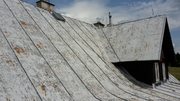 Nátěr plechové střechy horské chaty