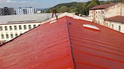 Nátěr střechy průmyslové budovy